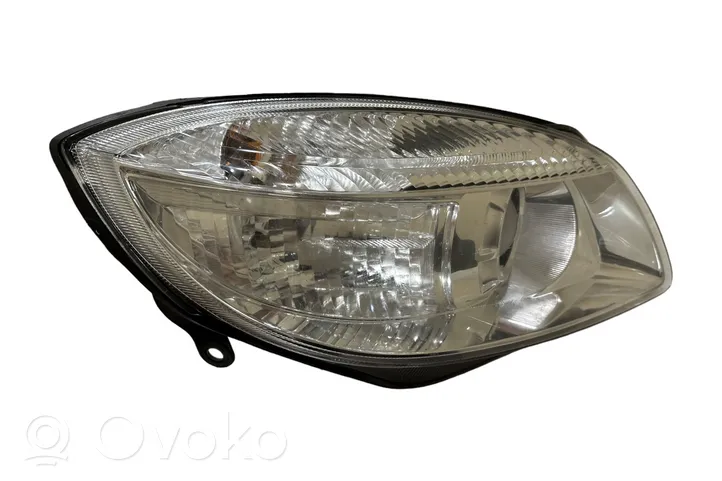 Skoda Fabia Mk2 (5J) Lampa przednia 