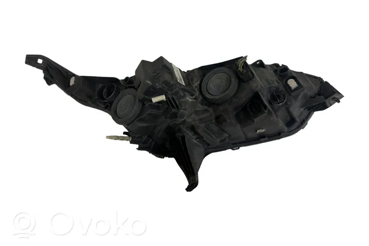 Ford Transit -  Tourneo Connect Lampa przednia 90070362