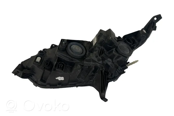 Ford Transit -  Tourneo Connect Lampa przednia 90070363