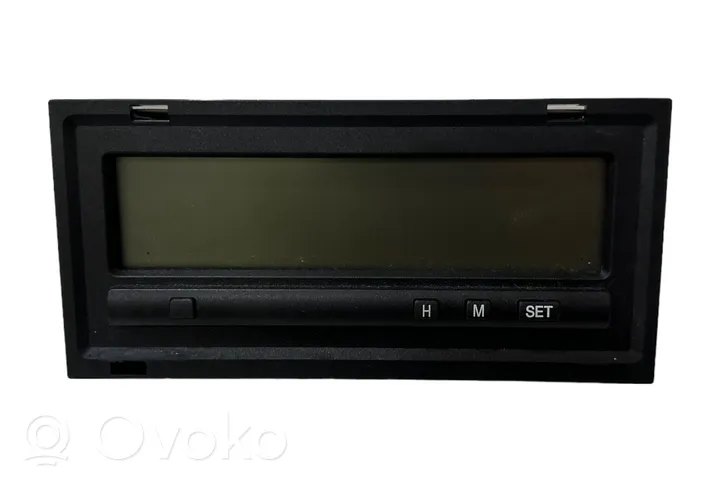 Mitsubishi Carisma Monitori/näyttö/pieni näyttö MR381288