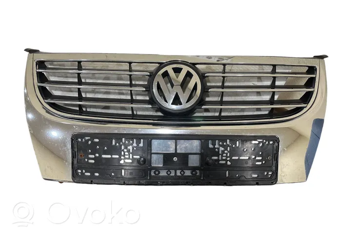 Volkswagen Touran I Grotelės priekinės 1T0853651GM