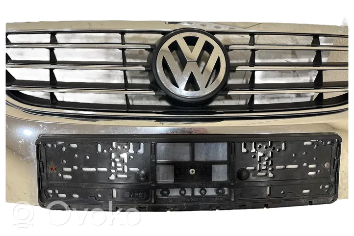 Volkswagen Touran I Grotelės priekinės 1T0853651GM