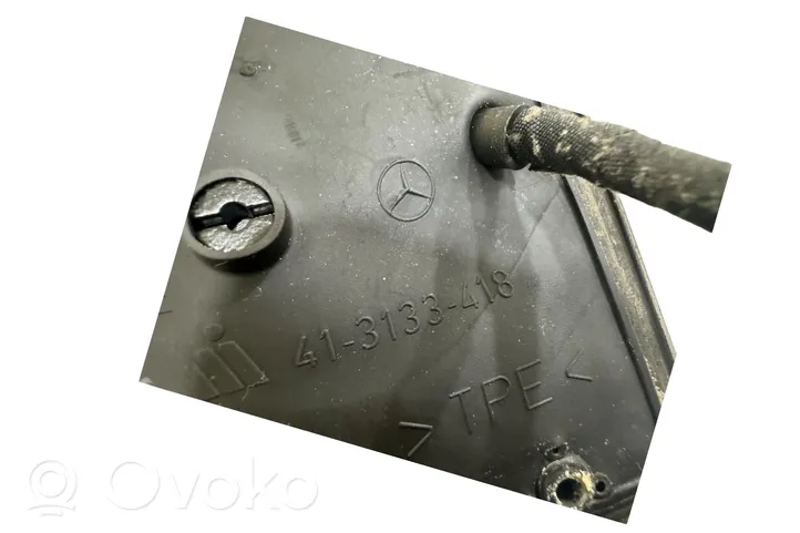Mercedes-Benz C W203 Elektryczne lusterko boczne drzwi przednich 413133418