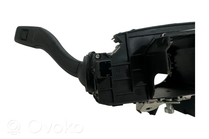 Audi A4 S4 B7 8E 8H Rokturu komplekts 8E0953549Q