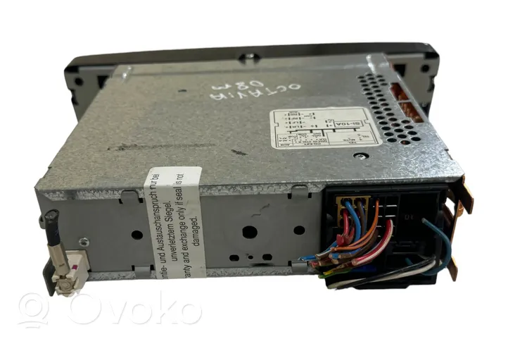 Skoda Octavia Mk2 (1Z) Unità principale autoradio/CD/DVD/GPS 1Z0035152C
