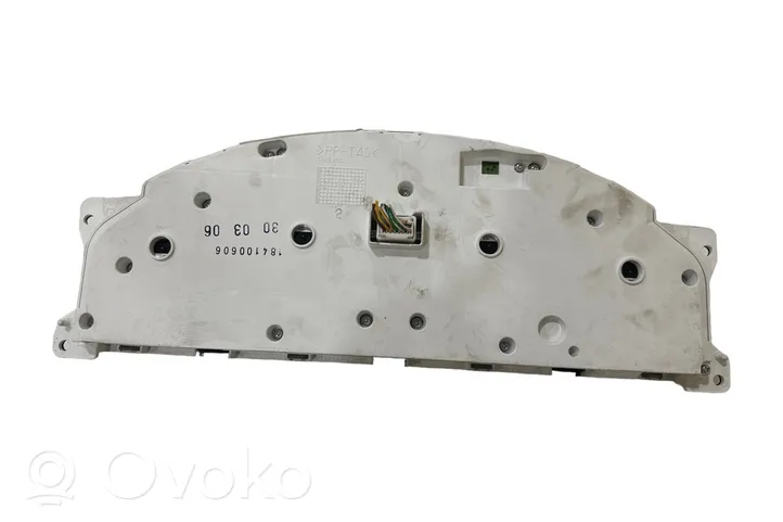 Volvo V70 Compteur de vitesse tableau de bord 30746102