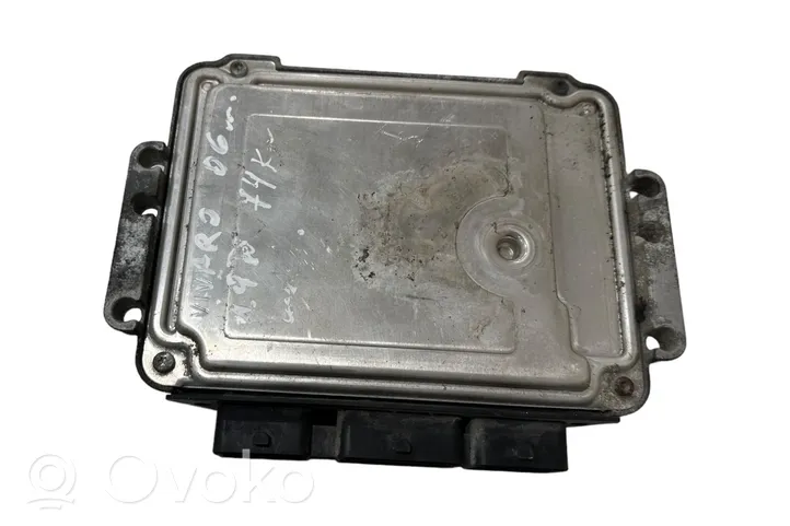 Opel Vivaro Sterownik / Moduł ECU 8200546983