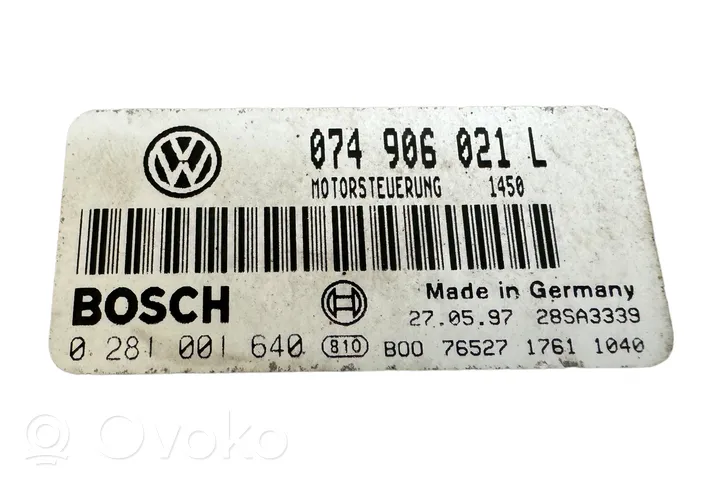 Volkswagen Transporter - Caravelle T4 Calculateur moteur ECU 074906021L