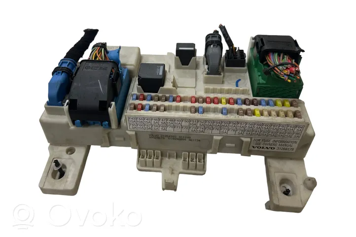 Volvo V50 Module de fusibles 31254903