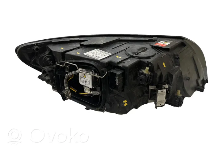 Volvo V50 Lampa przednia 31299587