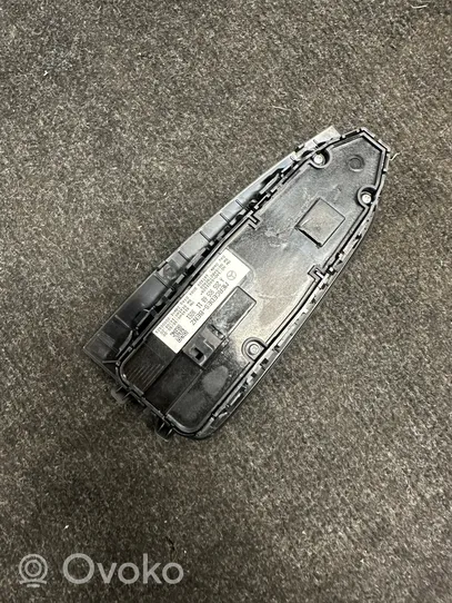 Mercedes-Benz E W213 Interruttore di controllo dell’alzacristalli elettrico A2059056811