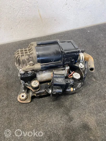 BMW 5 G30 G31 Compressore/pompa sospensioni pneumatiche 6886721