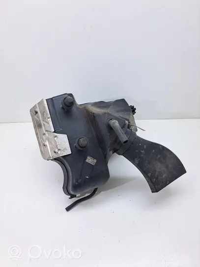 Audi A5 8T 8F Boîtier de filtre à air 8k0133837t