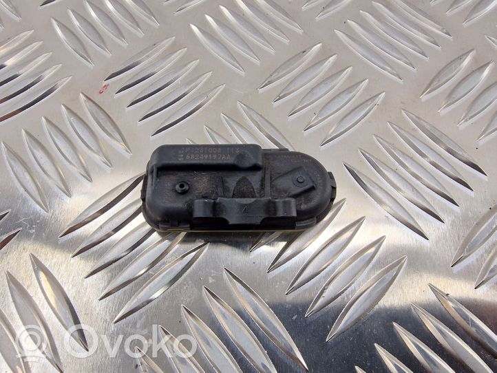 Jeep Grand Cherokee Tire pressure sensor 68249197AA