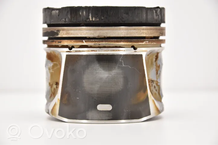 Volvo XC90 Piston 