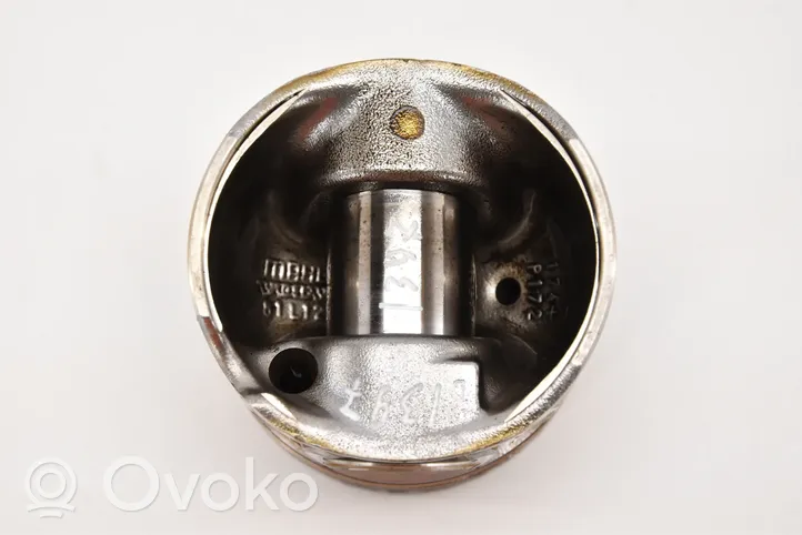 Volvo XC90 Piston 