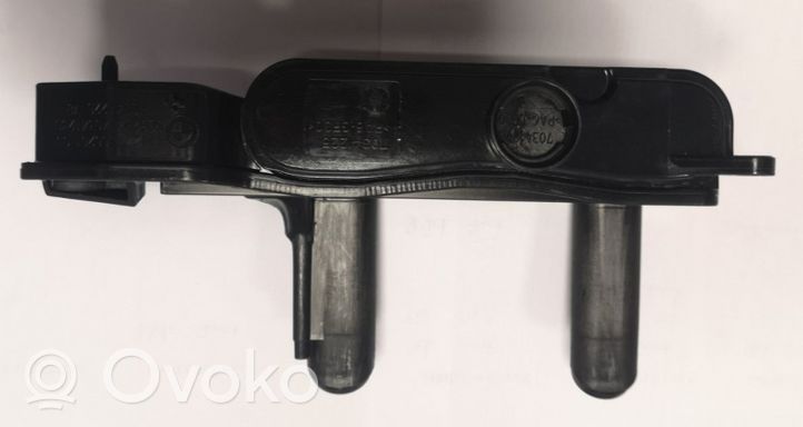 7566261 BMW 6 F12 F13 Oil breather separator, 40.00 € | RRR 