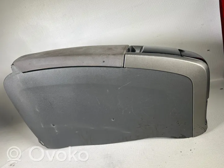 Toyota Prius (XW20) Podłokietnik tunelu środkowego 