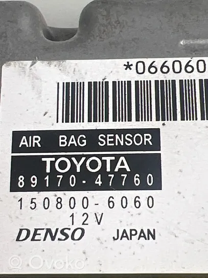 Toyota Prius+ (ZVW40) Oro pagalvių valdymo blokas 8917047760