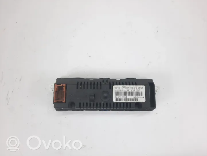 Citroen DS3 Monitori/näyttö/pieni näyttö 96661369