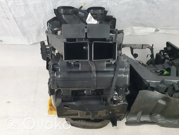 Audi A3 S3 A3 Sportback 8P Interior heater climate box assembly 8P1820003N
