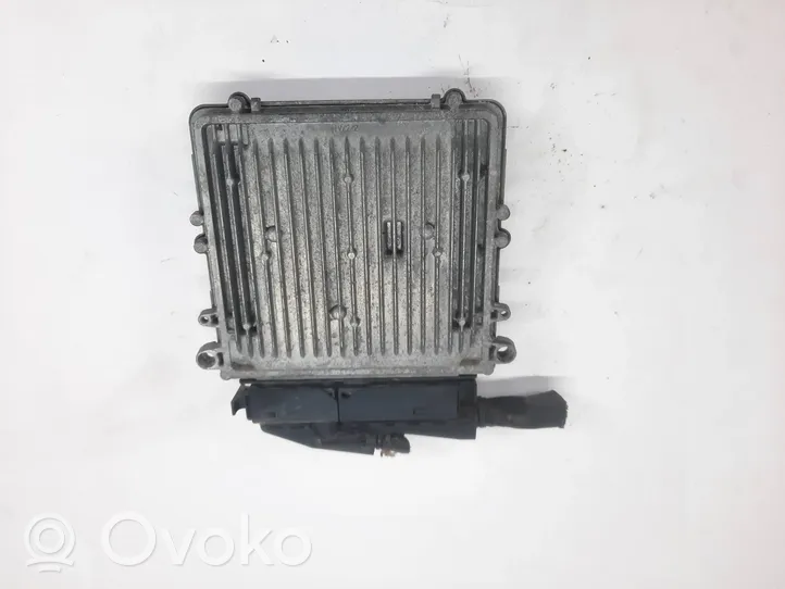 Mercedes-Benz ML W164 Sterownik / Moduł ECU A6421506000