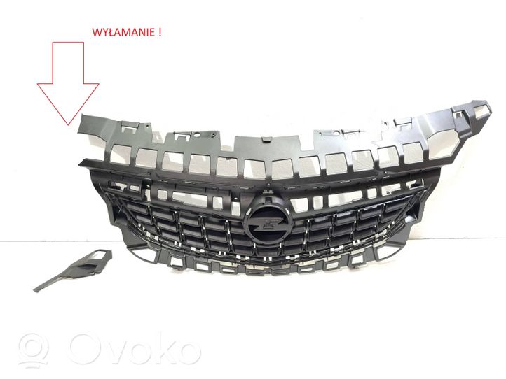 Opel Astra J Front grill 551105-1