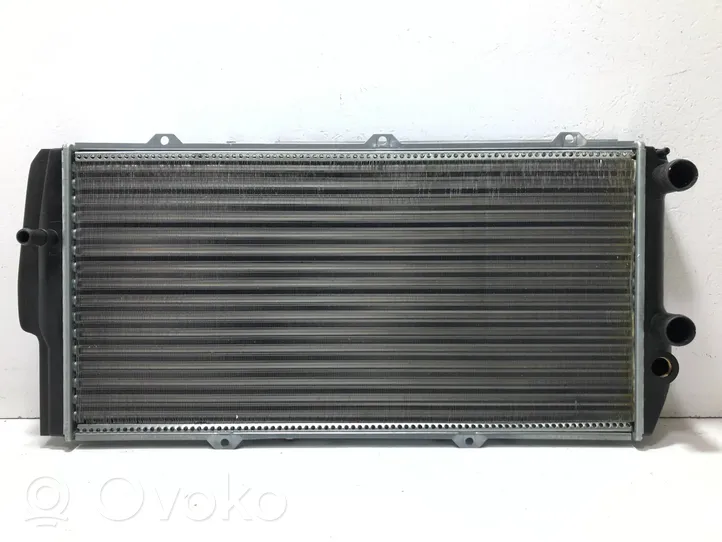 Audi 200 Radiateur de refroidissement 447121251i