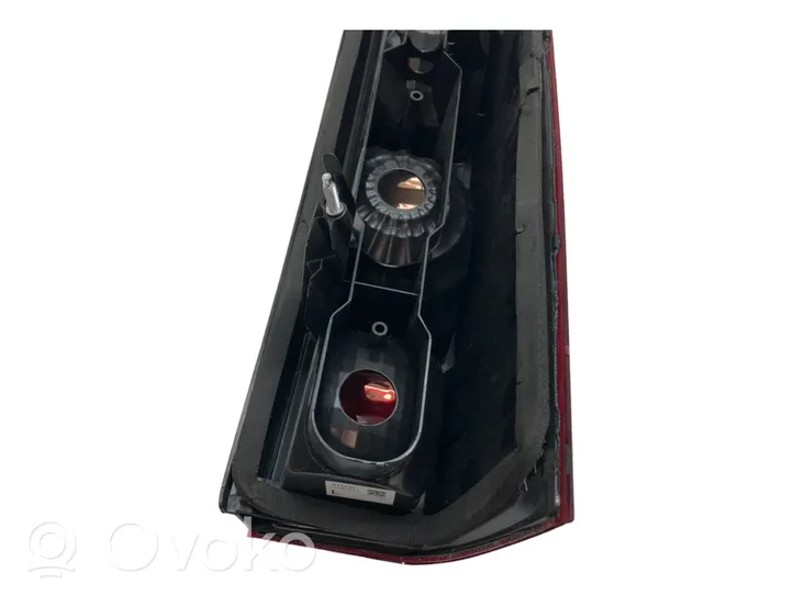 Opel Movano B Rear/tail lights 265550023R