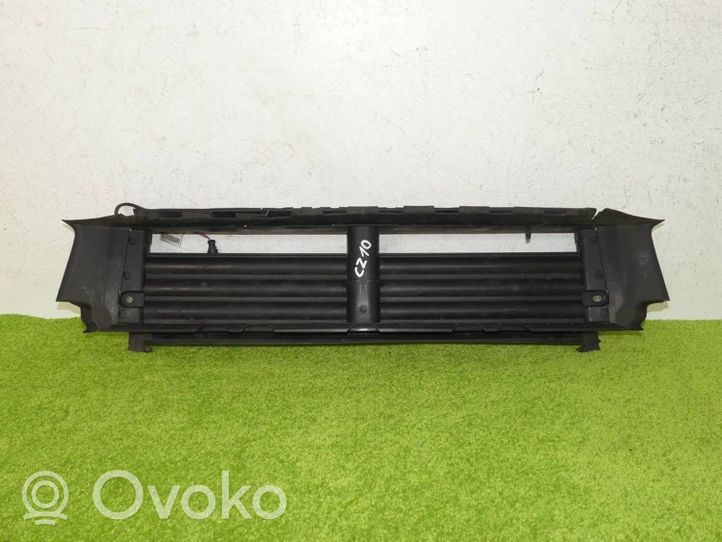 Audi A5 Déflecteur d'air de radiateur de refroidissement 8w0122321