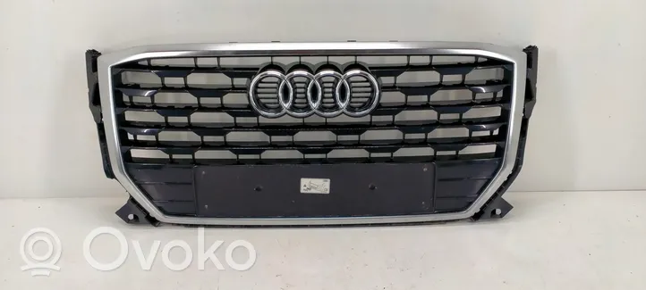 Audi Q2 - Maskownica / Grill / Atrapa górna chłodnicy 81A853651