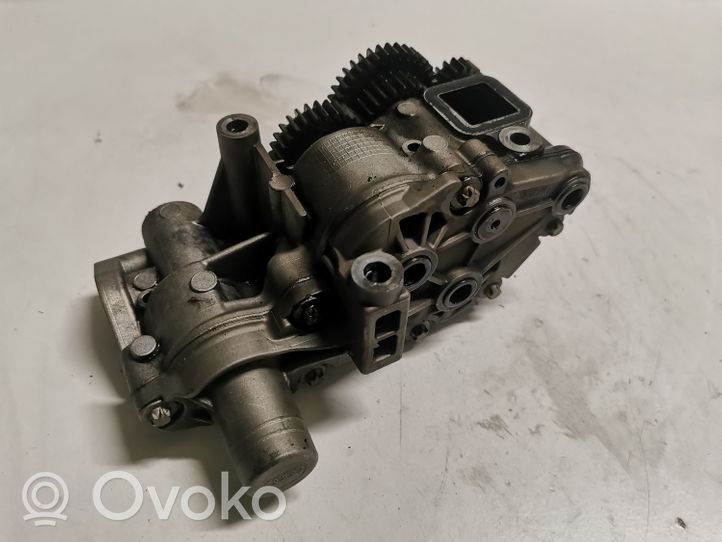 Audi A8 S8 D3 4E Pompe à huile 079115103L