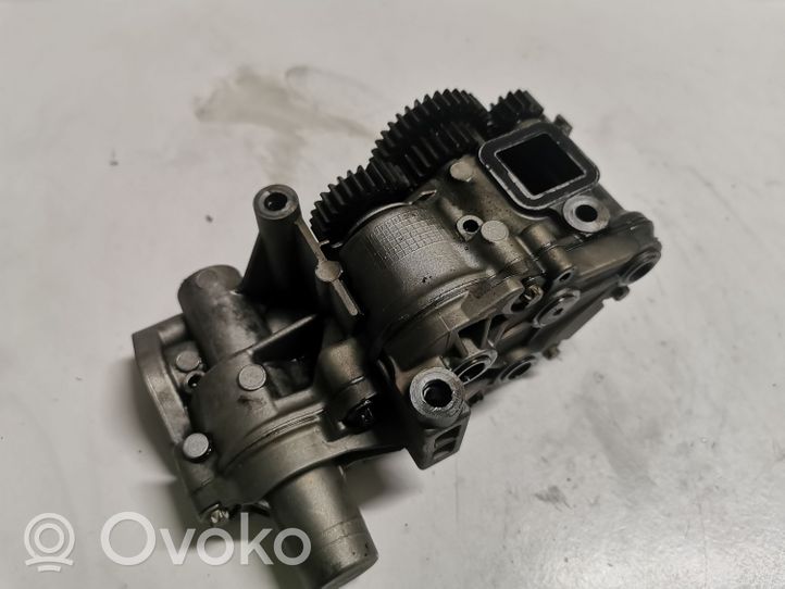 Audi A8 S8 D3 4E Pompe à huile 079115103L