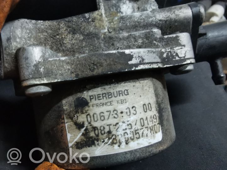 Nissan Qashqai Alipainepumppu 8200577807