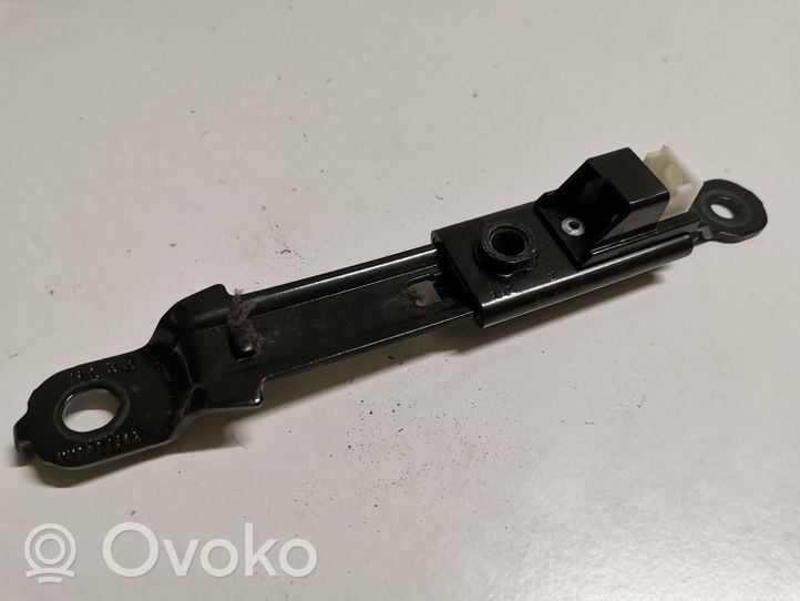 Subaru Outback (BS) Réglage de la hauteur de la ceinture de sécurité 15268115295