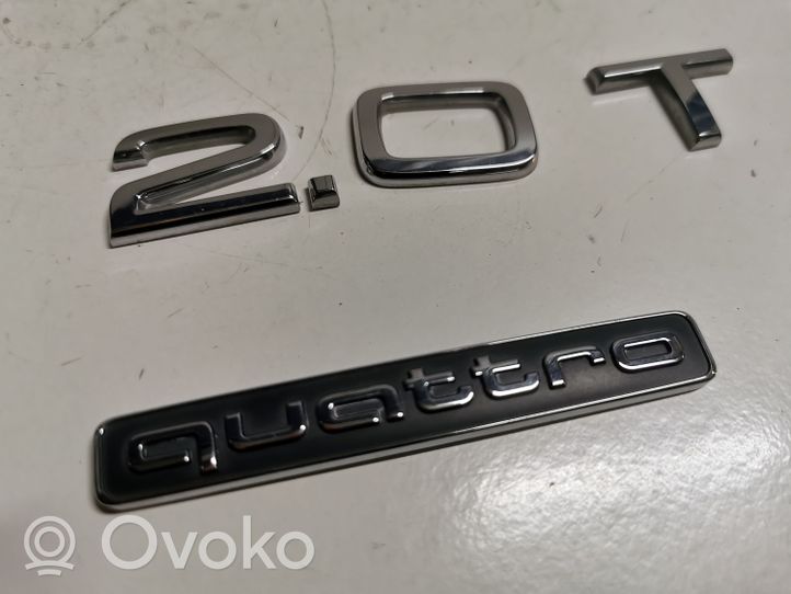 Audi Q5 SQ5 Gamintojo ženkliukas/ modelio raidės 