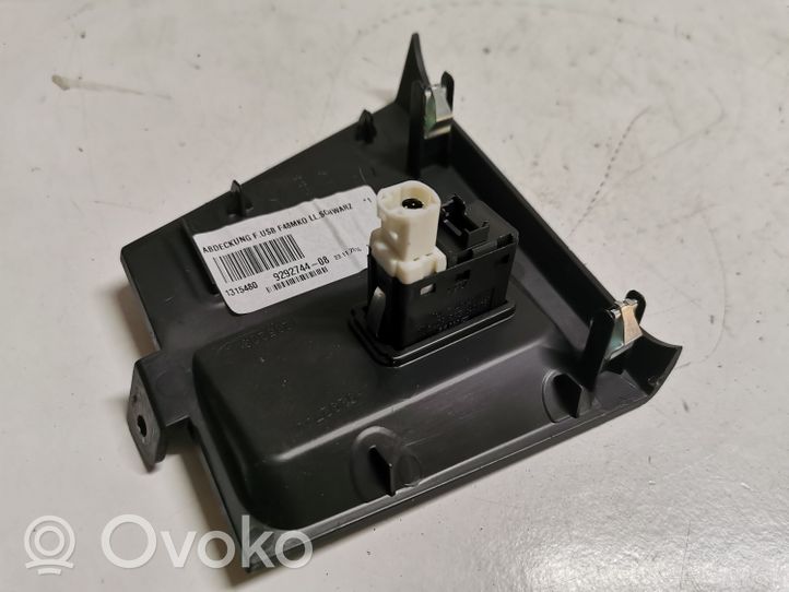 BMW X1 F48 F49 Connettore plug in USB 9292744