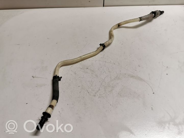 BMW X1 F48 F49 Fuel line/pipe/hose 7323846