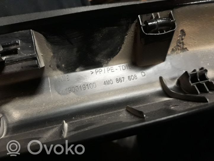 Audi Q7 4M Kita bagažinės apdailos detalė 4M0867608D