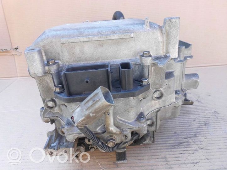 Toyota RAV 4 (XA40) Convertisseur / inversion de tension inverseur G927078010