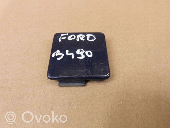 Ford S-MAX Takapuskurin hinaussilmukan suojakansi EM2B17K922A