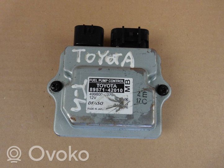 Toyota RAV 4 (XA50) Unité de commande / module de pompe à carburant 8957142010