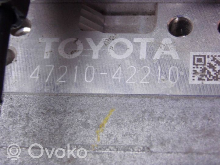 Toyota RAV 4 (XA50) Maître-cylindre de frein 4721042210