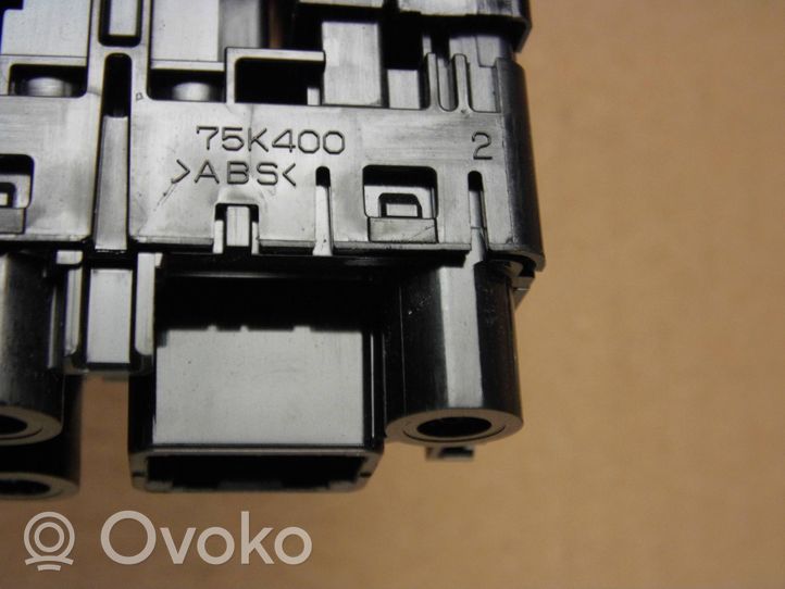 Mitsubishi Outlander Включатель AUTO HOLD 8606A033