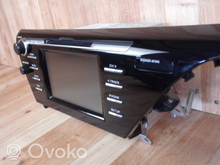 Toyota Camry VIII XV70  Radio/CD/DVD/GPS-pääyksikkö 8614033C80