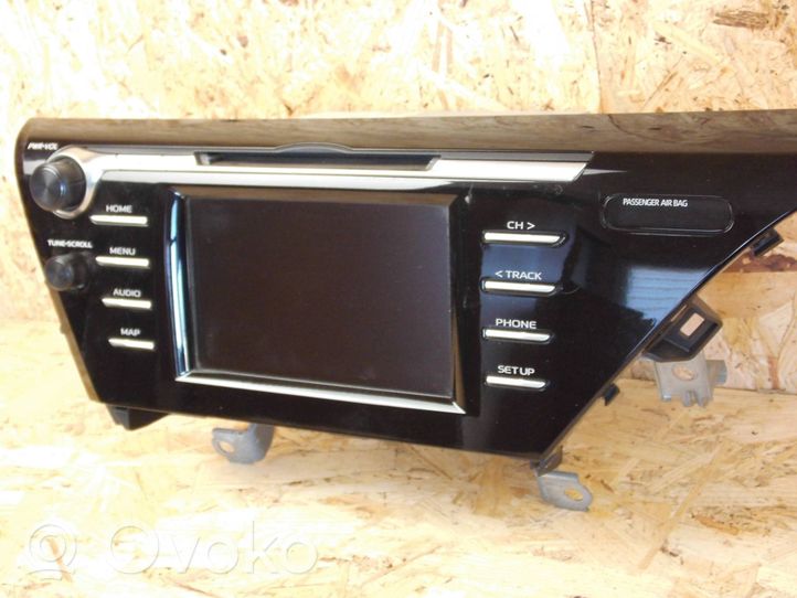 Toyota Camry VIII XV70  Radio/CD/DVD/GPS-pääyksikkö 8614033C80