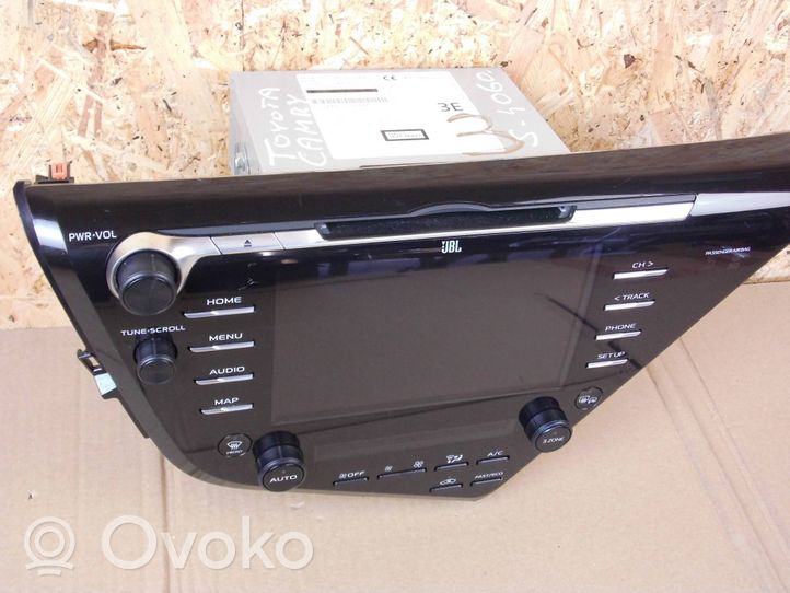 Toyota Camry VIII XV70  Radio/CD/DVD/GPS-pääyksikkö 8614033D81