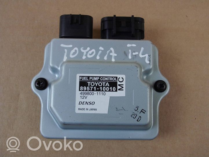 Toyota Yaris XP210 Polttoaineen ruiskutuspumpun ohjainlaite/moduuli 8957110010