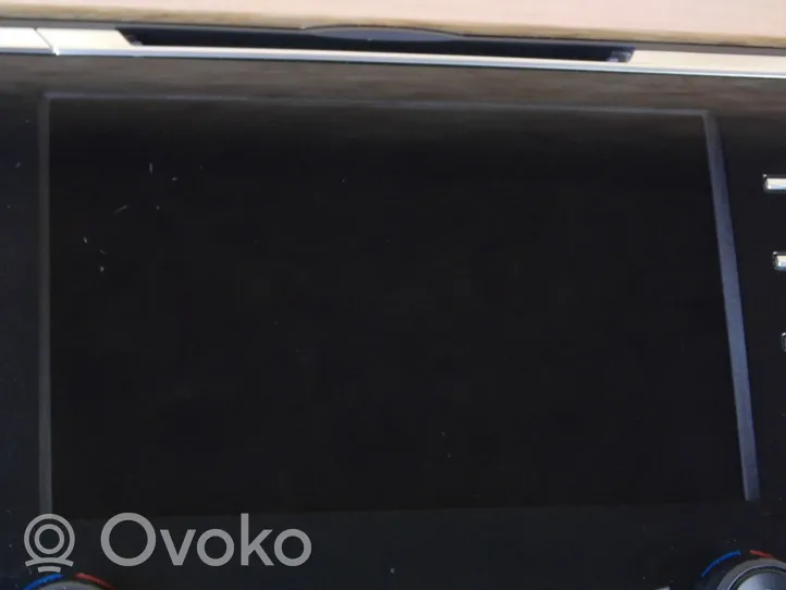 Toyota Camry VIII XV70  Radio/CD/DVD/GPS-pääyksikkö 8614033D01