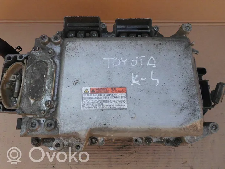Toyota RAV 4 (XA40) Jännitteenmuunnin/vaihtosuuntaaja G927078010